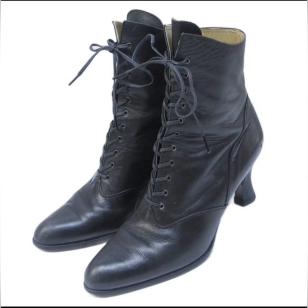 Yves Saint Laurent Black Leather Lace-Up Heeled Boots